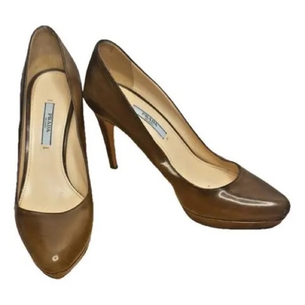 Authentic Prada heels - Picture 2 of 15